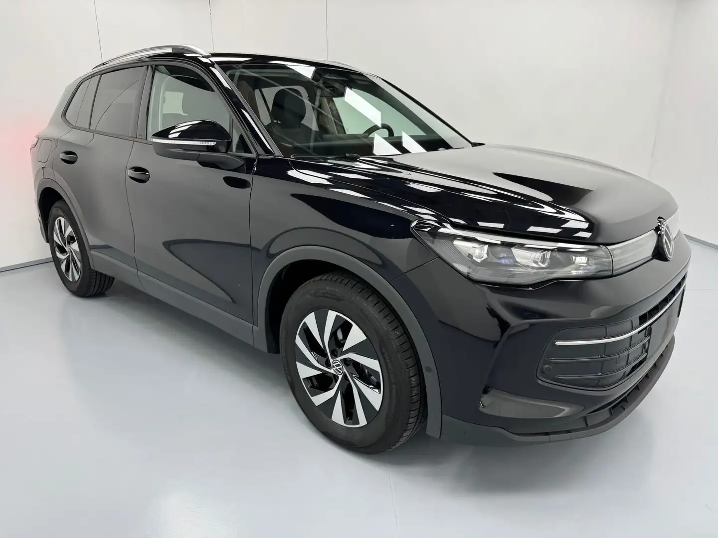 Volkswagen Tiguan Edition Plus 1.5eTSI DSG 150CV *ComfortPack* PROMO Noir - 1