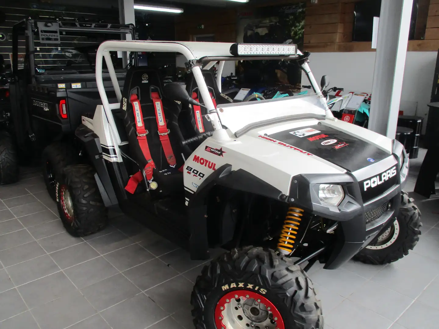 Polaris RZR 800 Blanc - 2