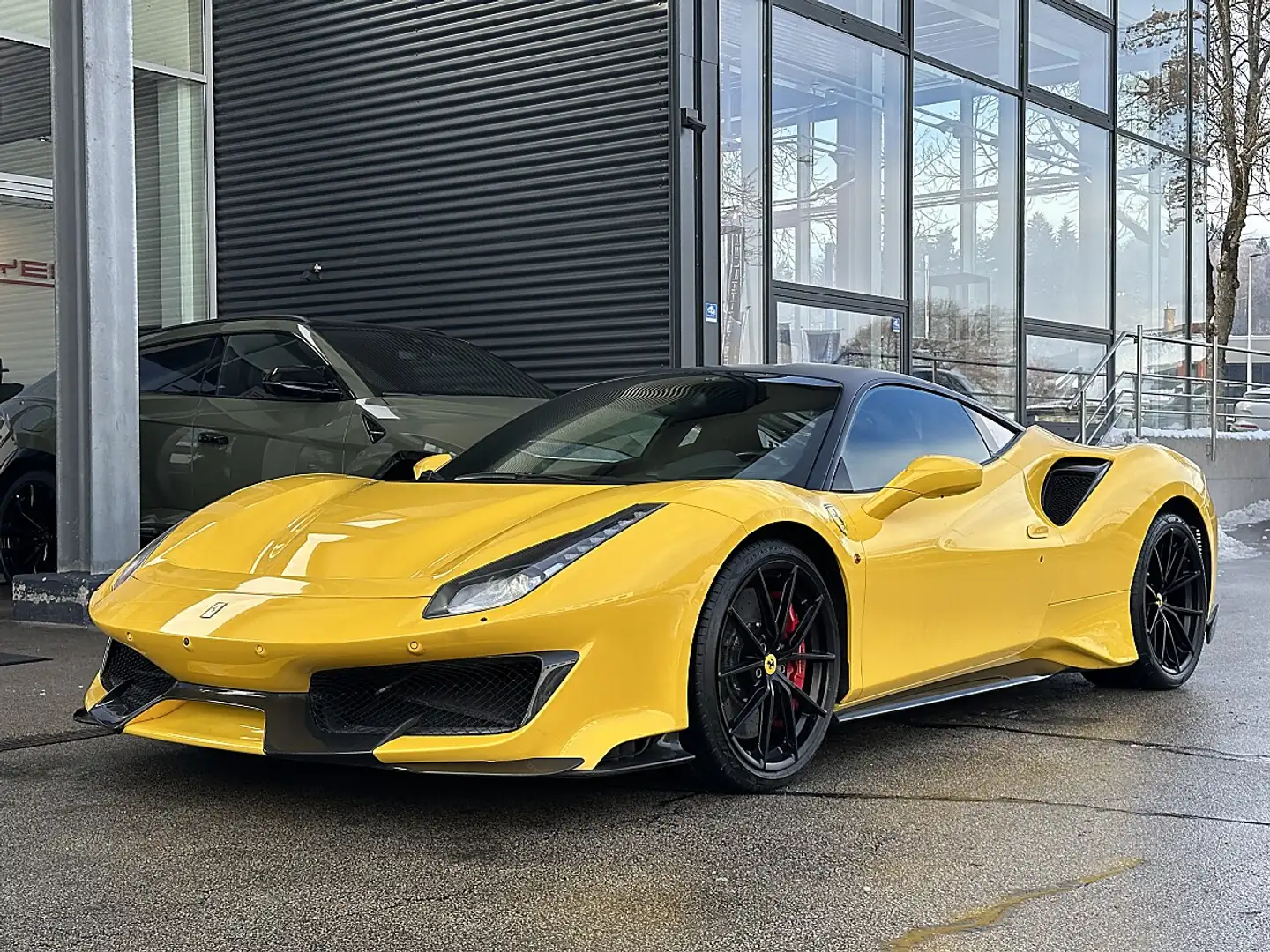 Ferrari 488 GTB PISTA / WERKSGARANTIE Gelb - 2