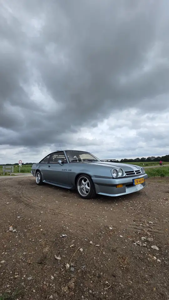 Opel Manta 2.0i GS/i, foto 12