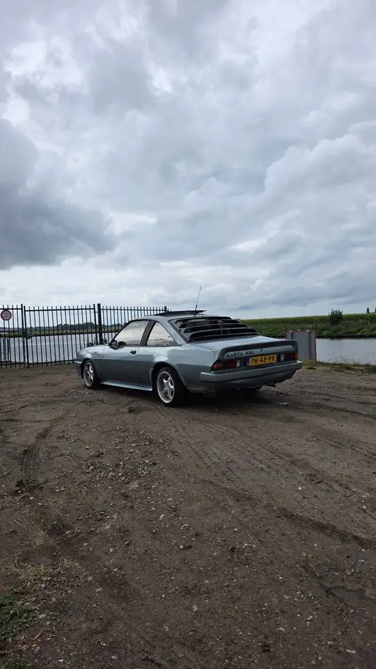 Opel Manta 2.0i GS/i, foto 8