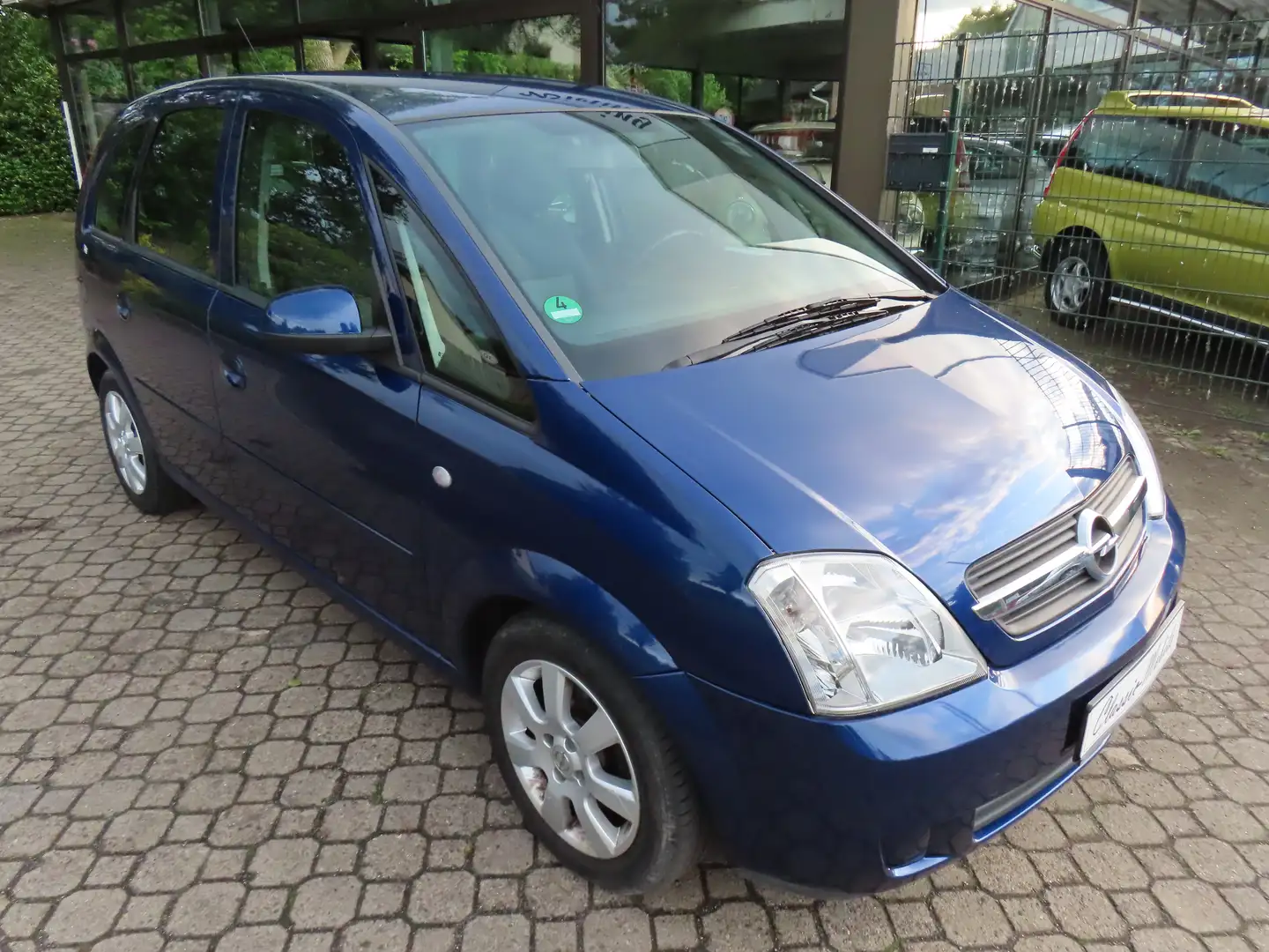 Opel Meriva A 1.6 16V Edition *nur 107 TKM*2.Hand*Klima*AHK* Blau - 1