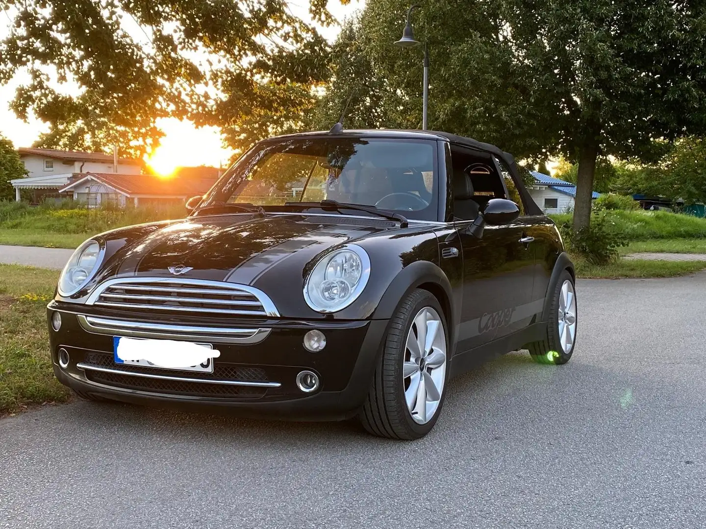 MINI One Cabrio Mini One Cabrio Schwarz - 1