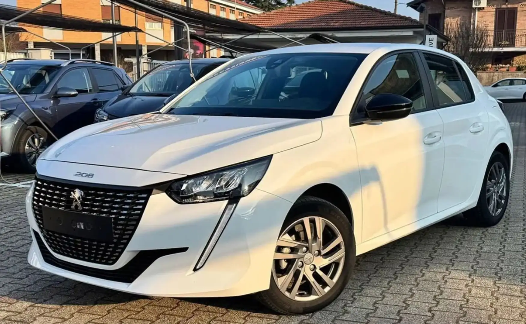 Peugeot 208 1.2 Puretech Active Pack Silber - 1