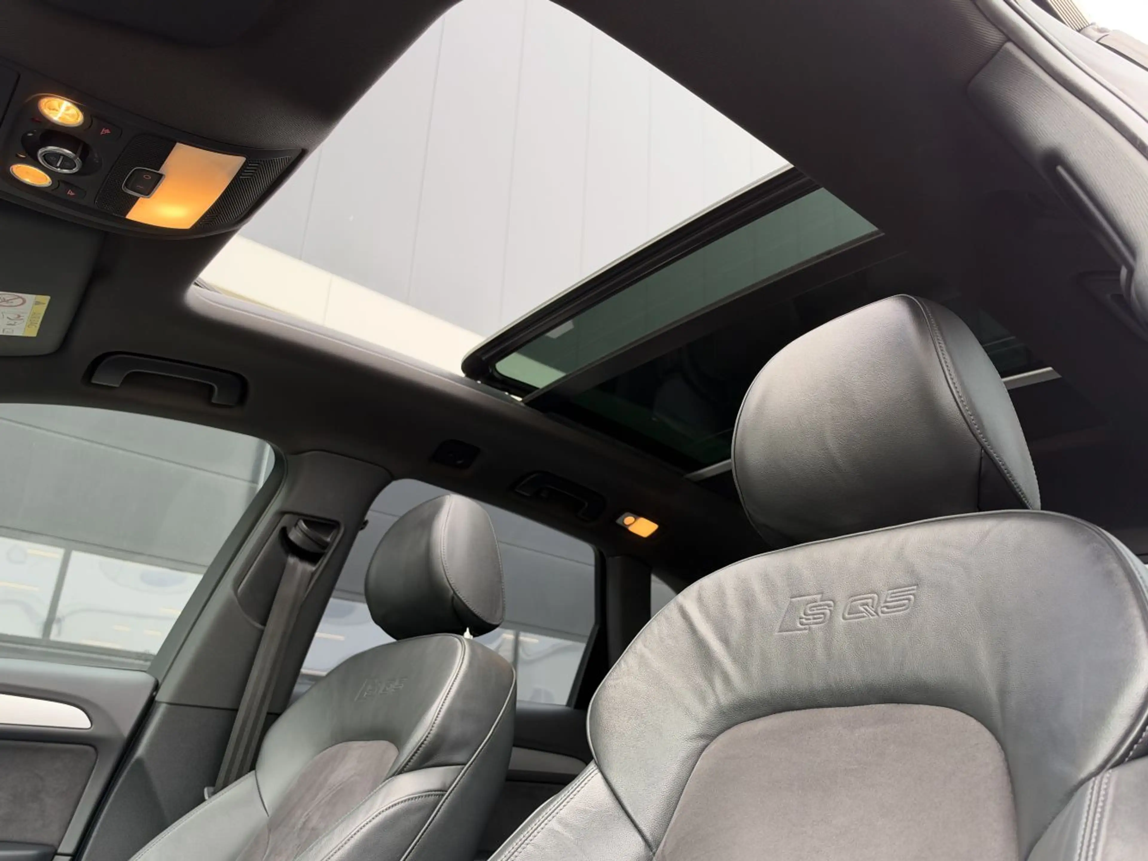 Audi SQ5 3.0 TDI Quattro Pano B&O Camera — photo 8