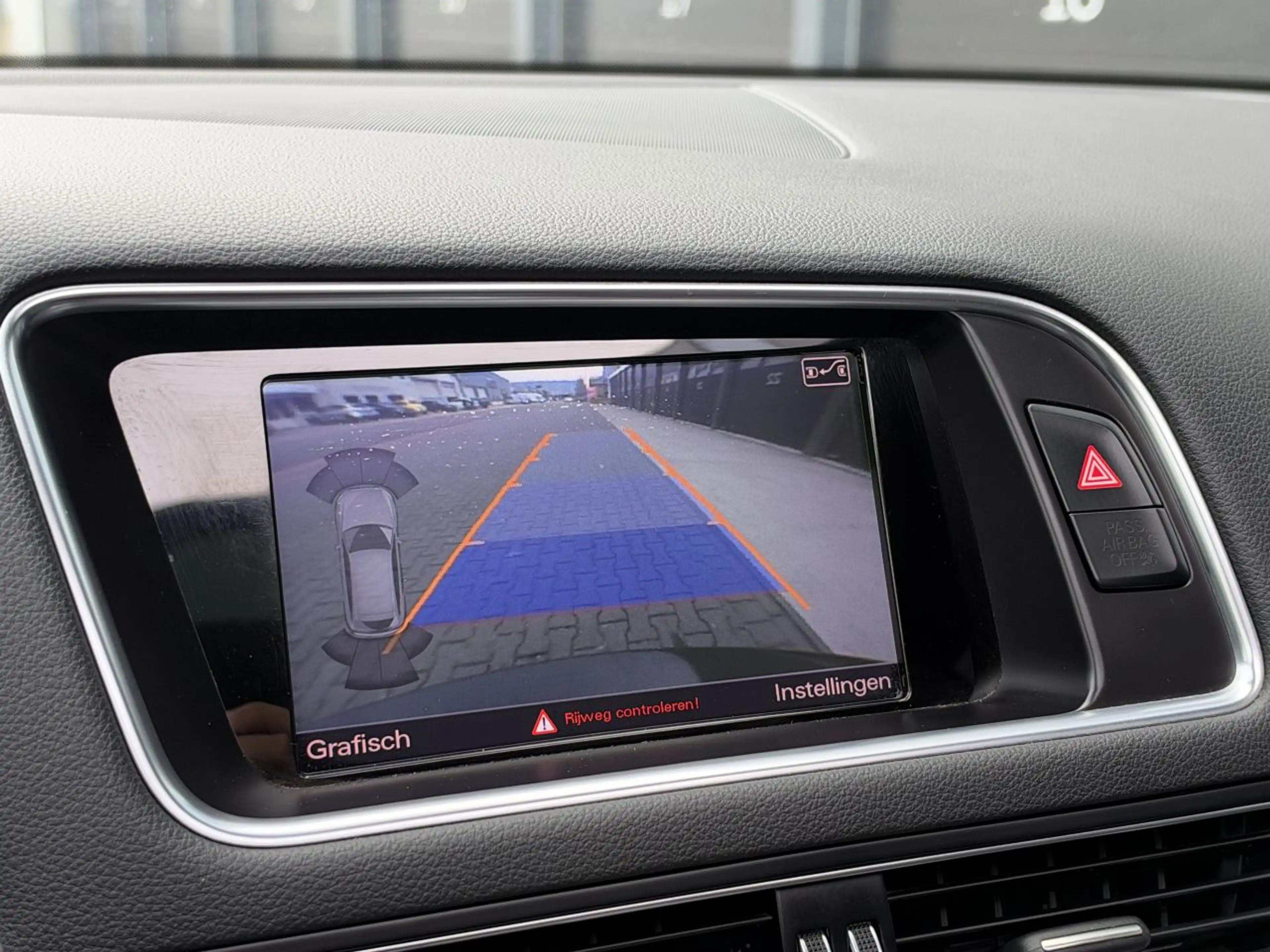 Audi SQ5 3.0 TDI Quattro Pano B&O Camera — photo 13