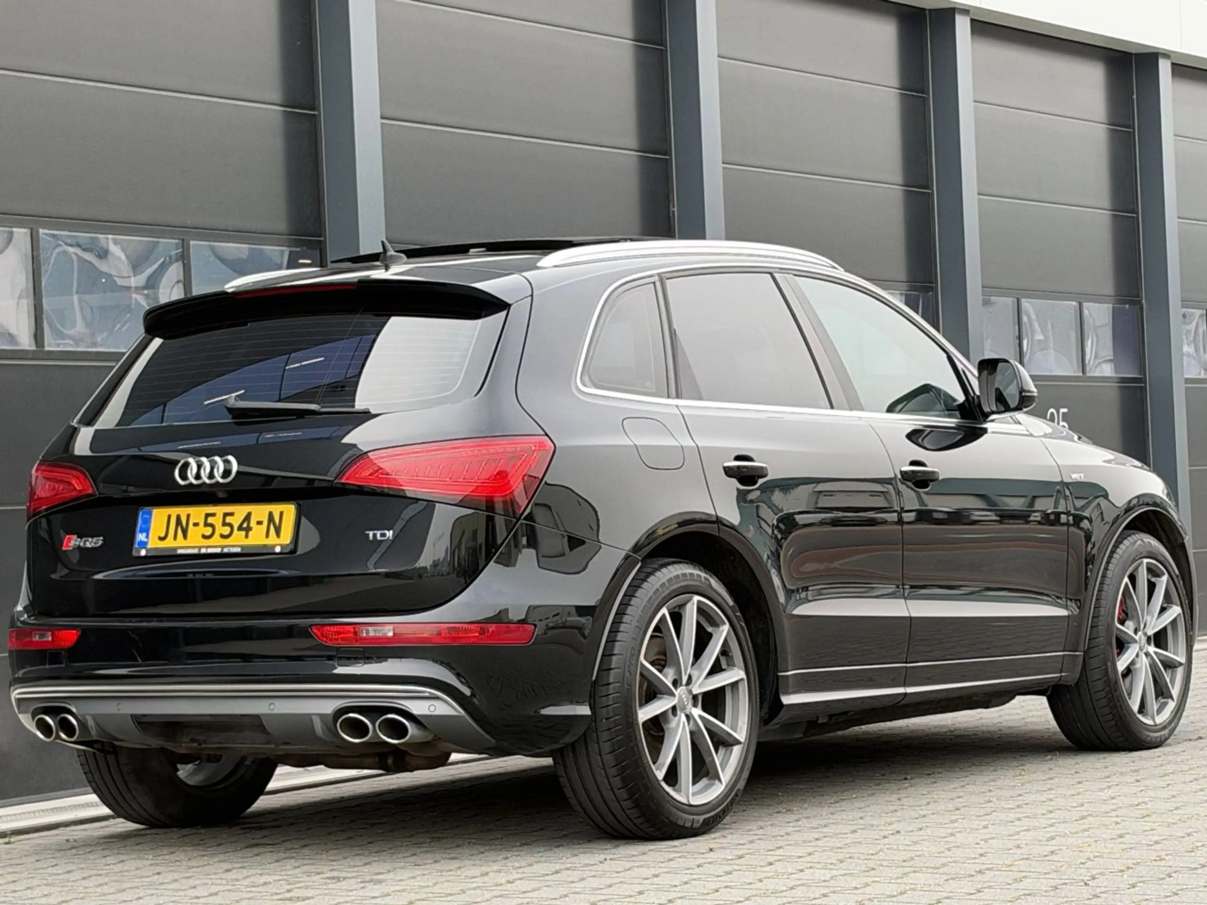 Audi SQ5 3.0 TDI Quattro Pano B&O Camera — photo 4