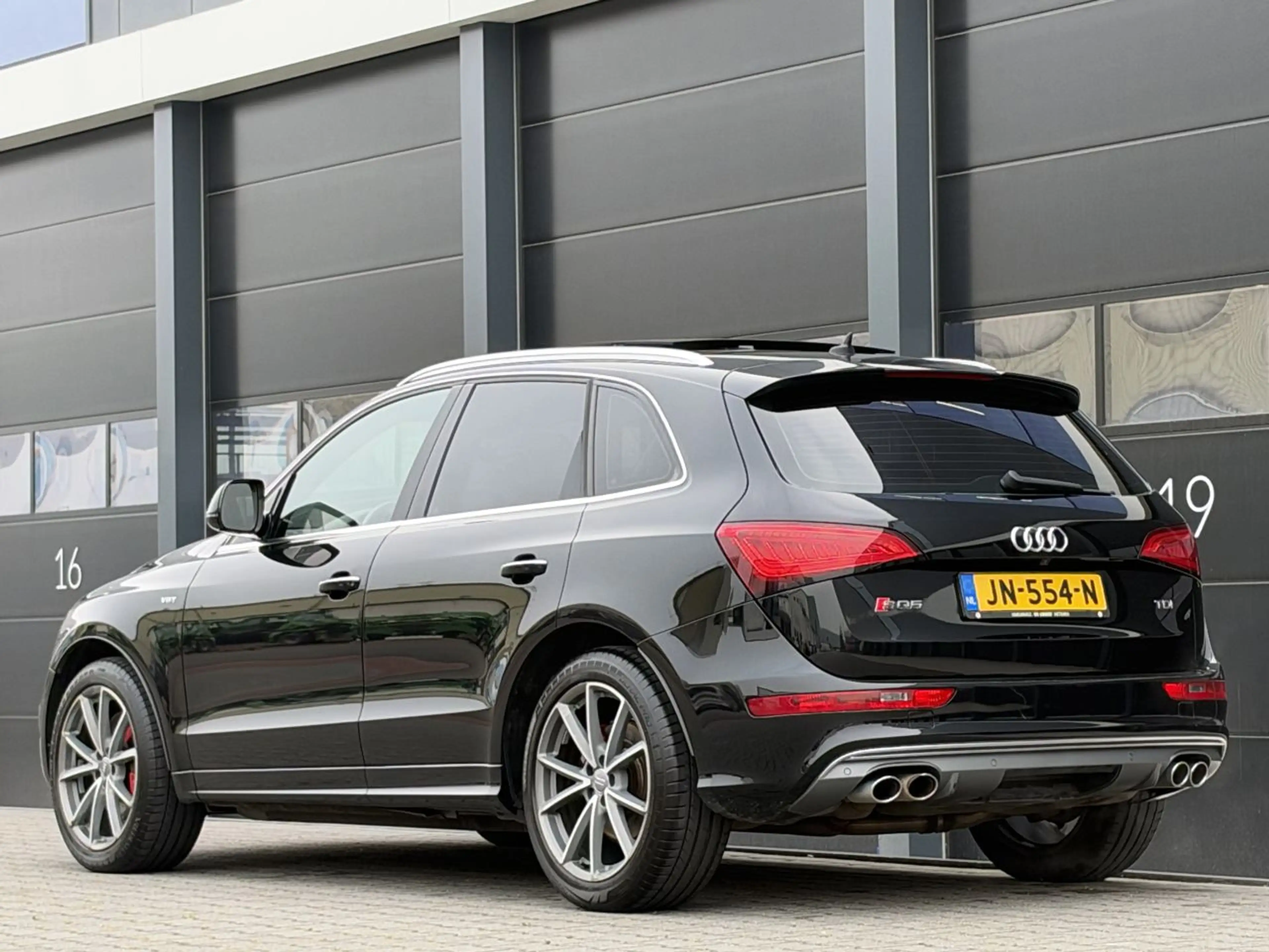 Audi SQ5 3.0 TDI Quattro Pano B&O Camera — photo 5