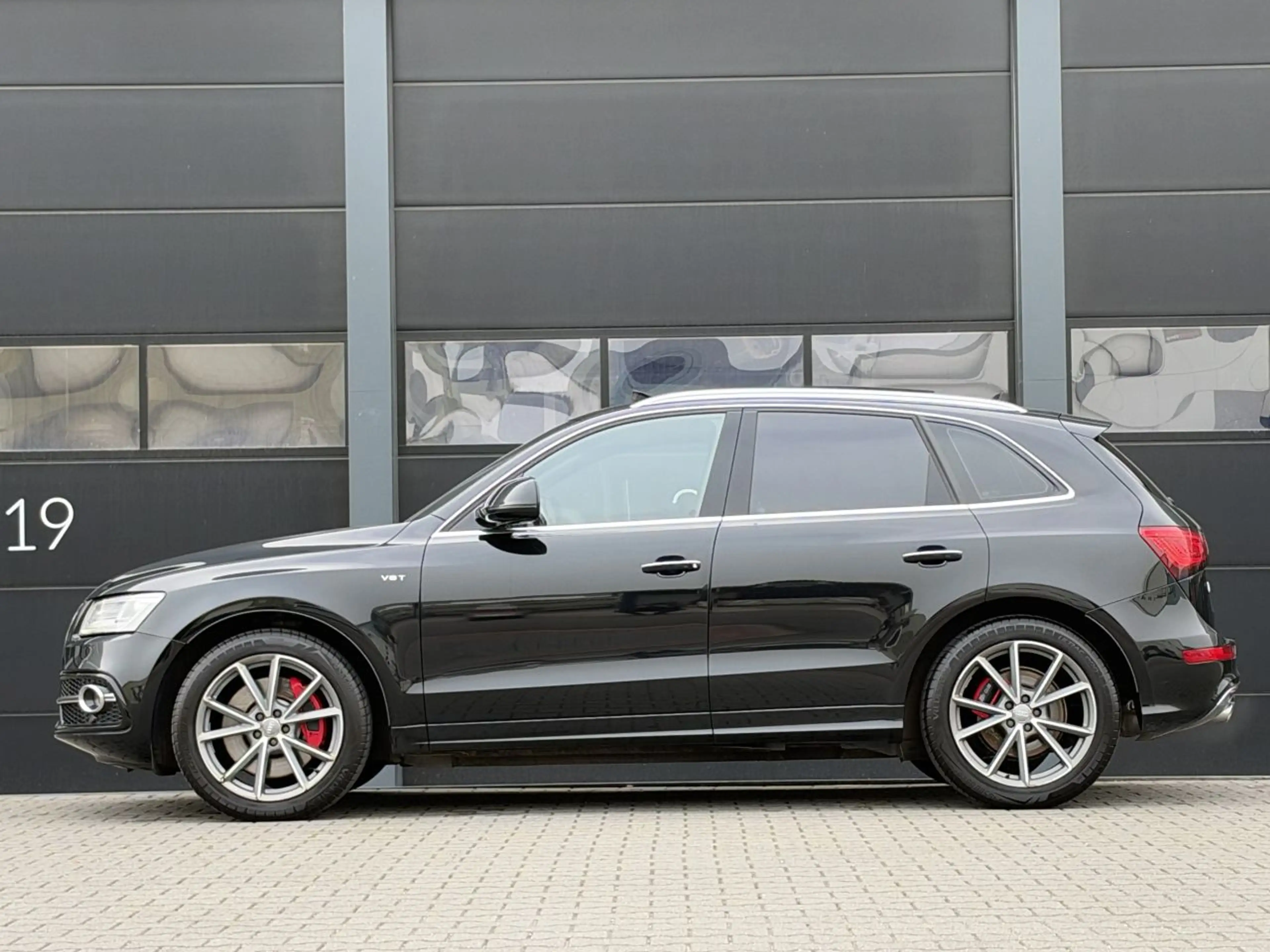 Audi SQ5 3.0 TDI Quattro Pano B&O Camera — photo 6