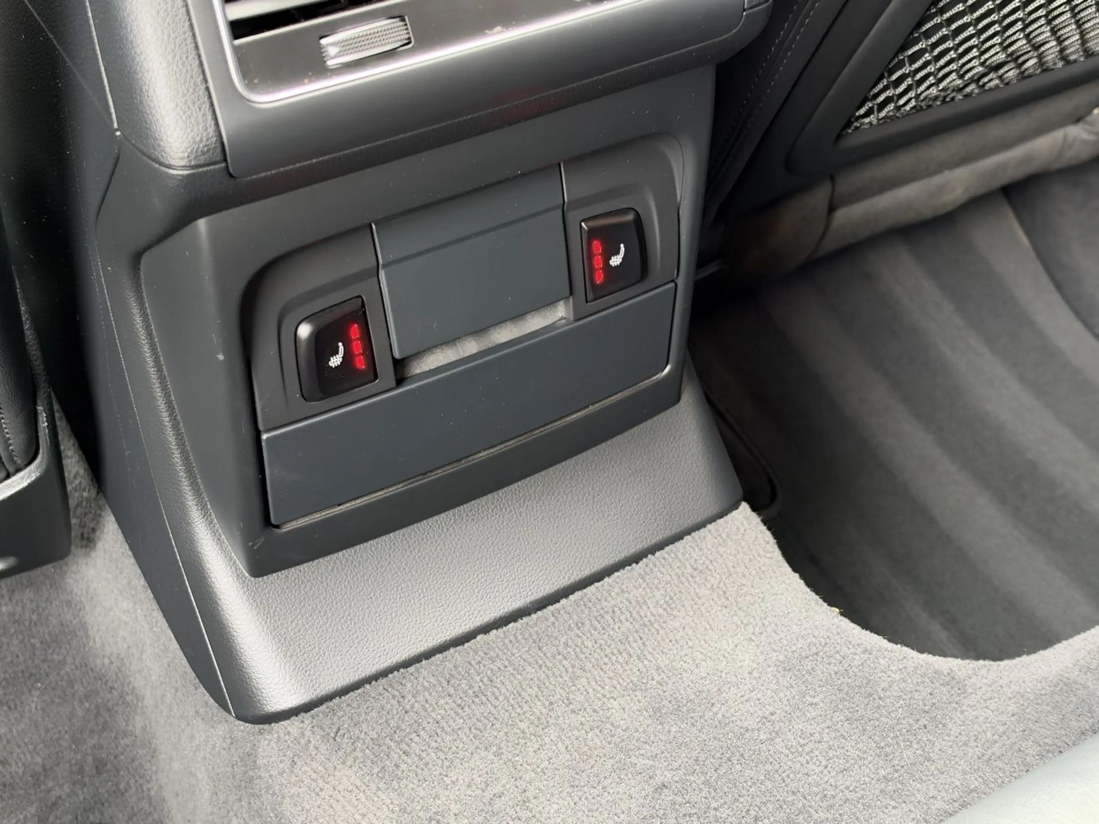 Audi SQ5 3.0 TDI Quattro Pano B&O Camera — photo 11