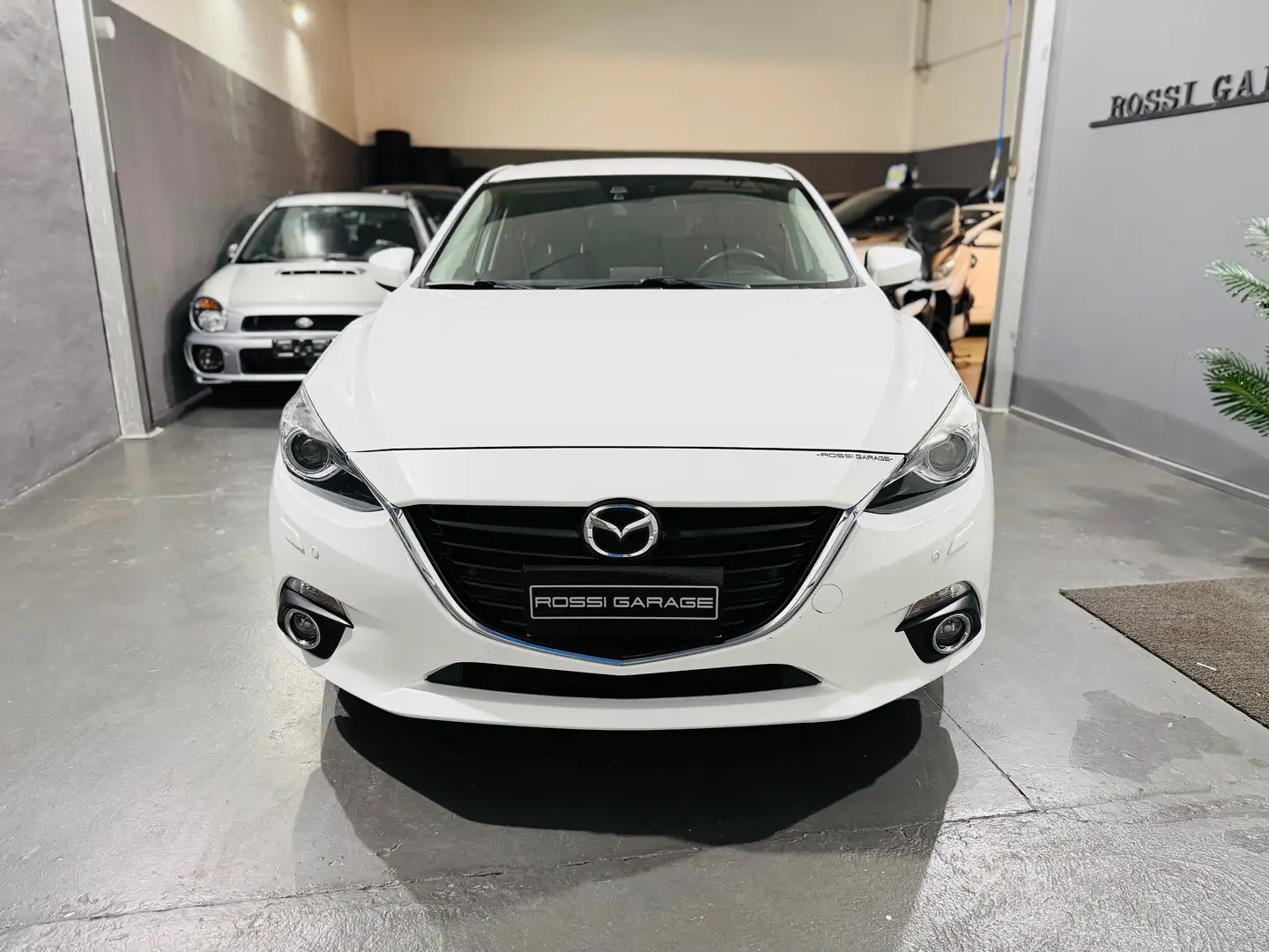 Mazda 3 3 III 2013 5p 1.5d Exceed 105cv Weiß - 2