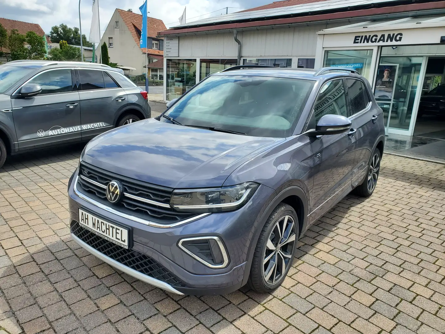 Volkswagen T-Cross 1.0 TSI DSG R-Line IQ-Light IQ-Drive AHZV Keyless Grau - 1