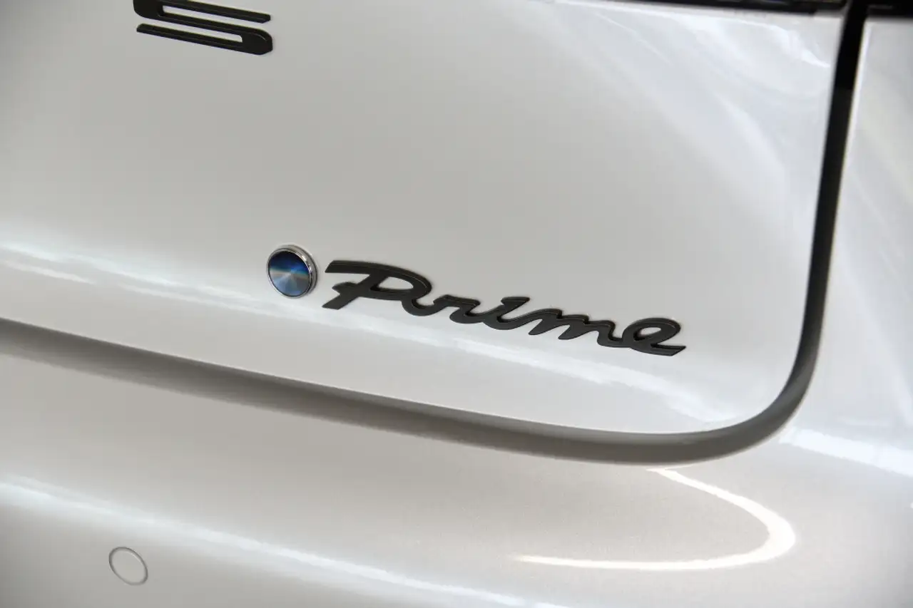 Toyota Prius снимка Toyota Prius