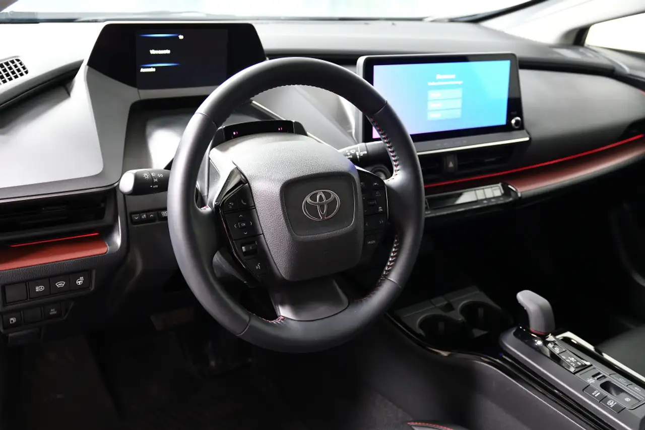 Toyota Prius снимка Toyota Prius