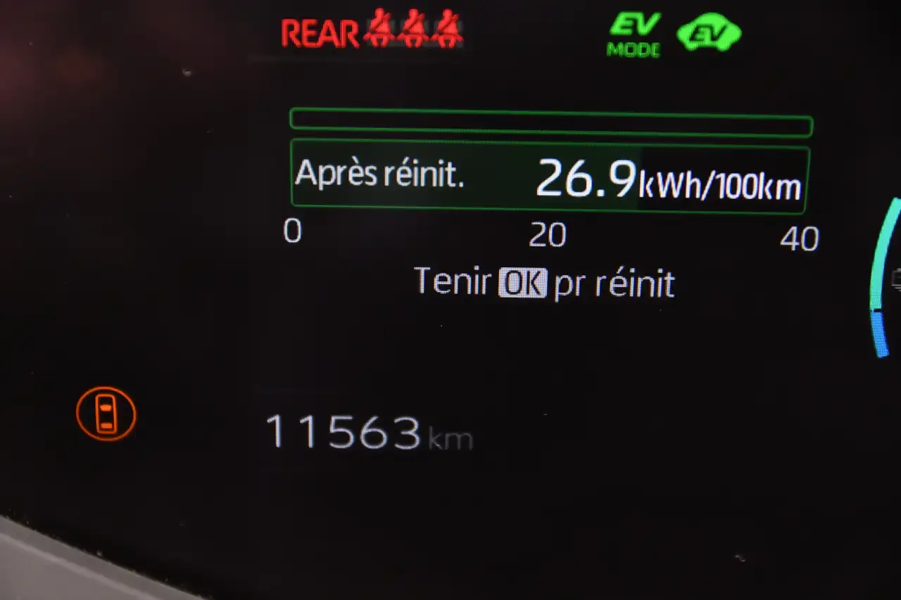 Toyota Prius снимка Toyota Prius