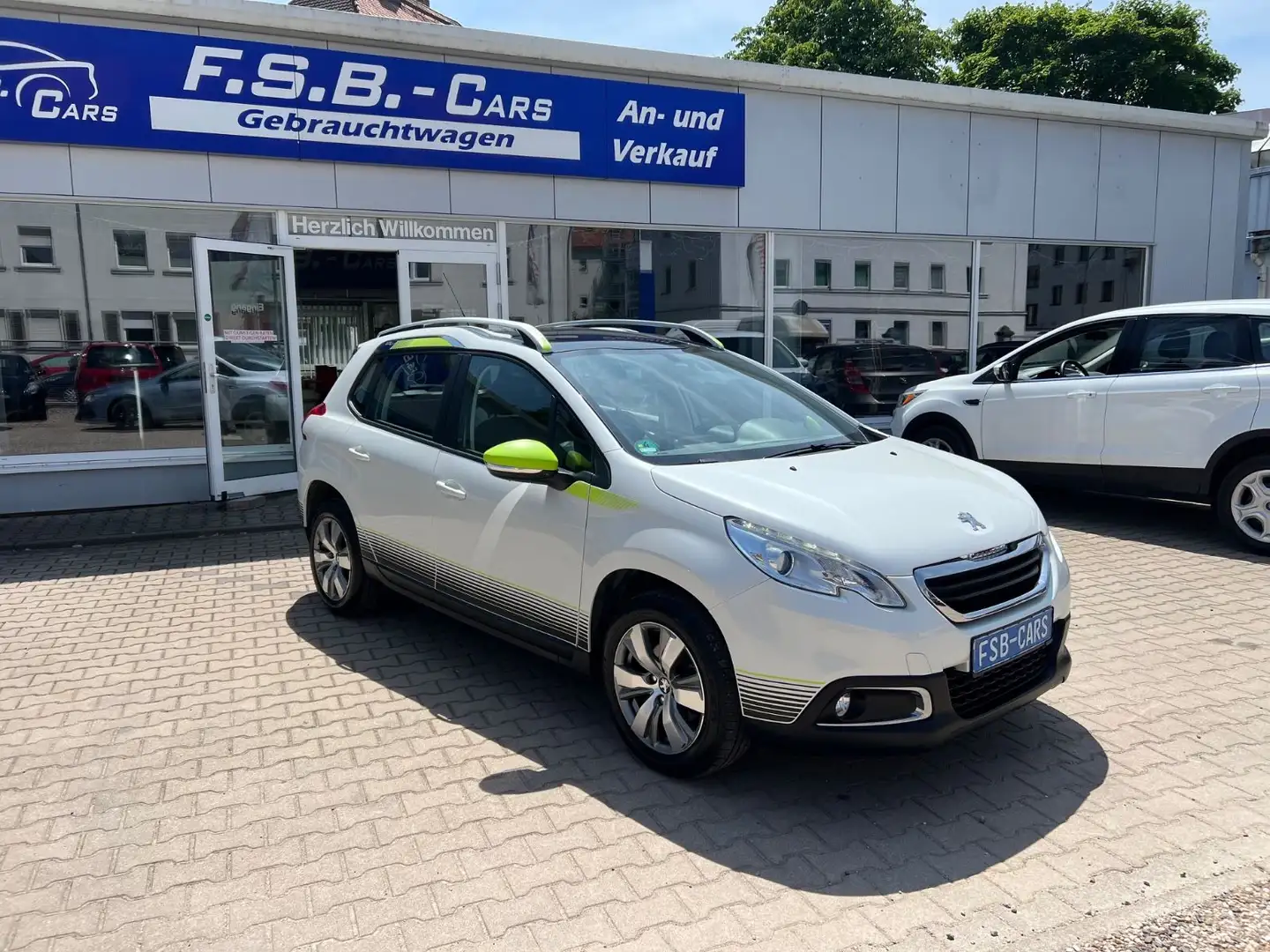 Peugeot 2008 Active 1-Hand Panoramadach Klimaanlage Weiß - 2