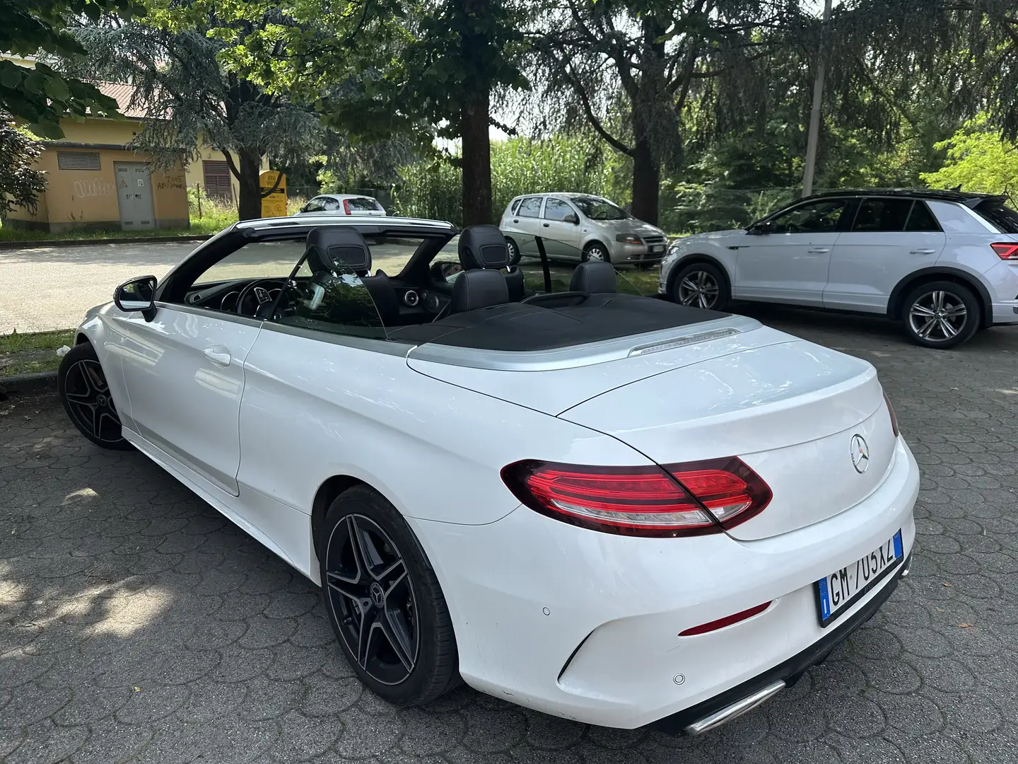 Mercedes-Benz C 300 Cabrio d Premium Plus auto - 2
