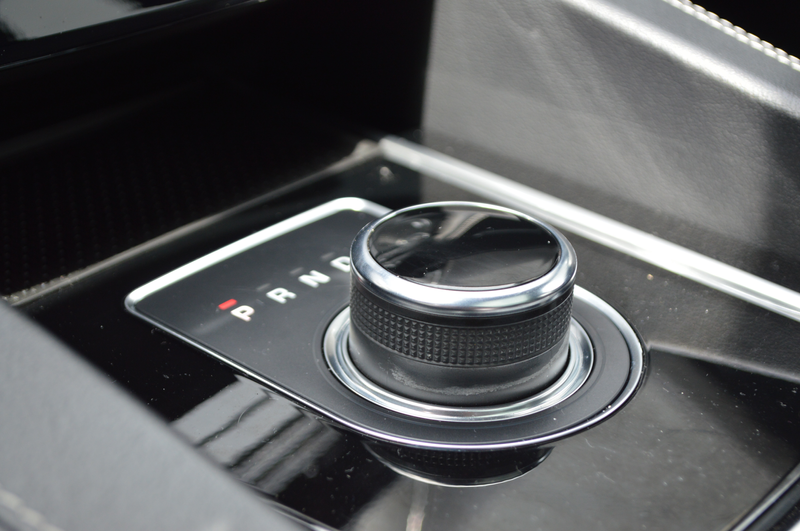 Jaguar F-Pace 2.0 T AWD R-Sport 1HND Full Maintenance book ! — photo 10