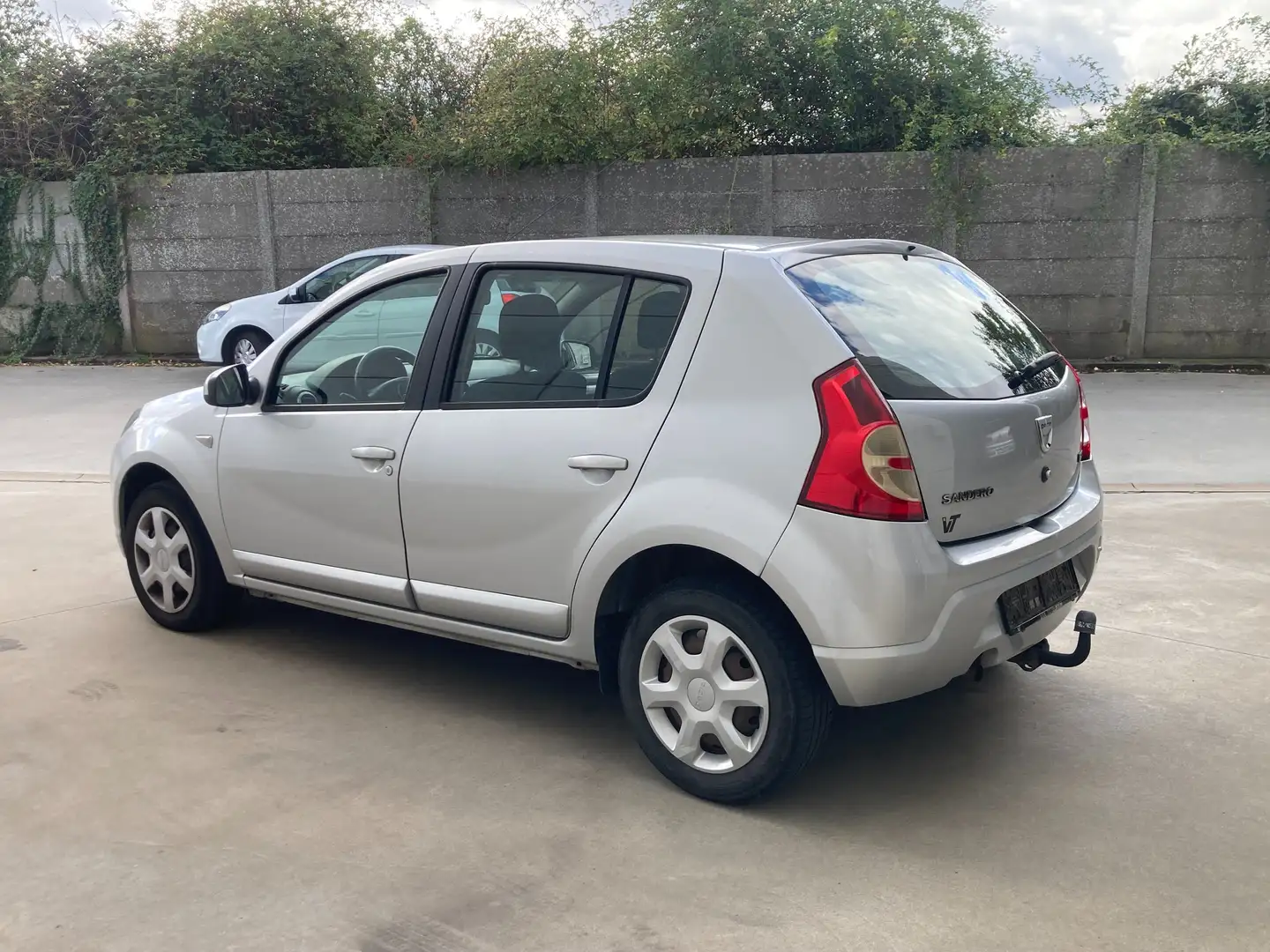 Dacia Sandero 1.5 dci diesel 2011 met 112000km* EURO 5*AIRCO* Zilver - 1