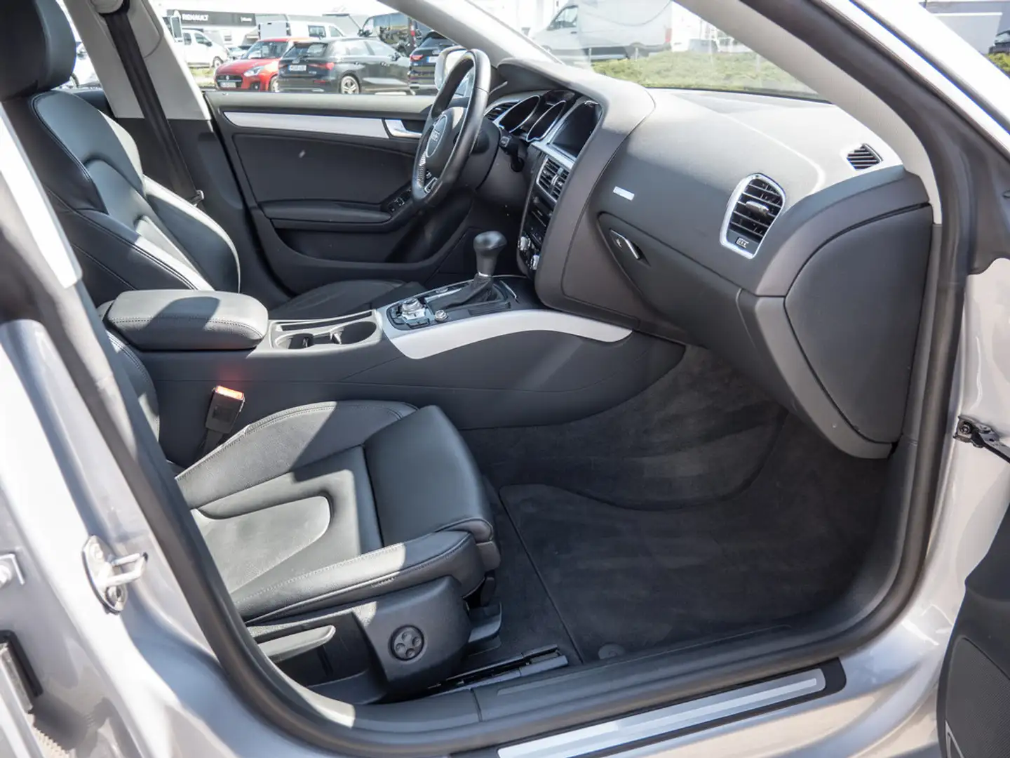 Audi A5 Sportback 1.8 TFSI SHZ LEDER XENON NAVI Silber - 2