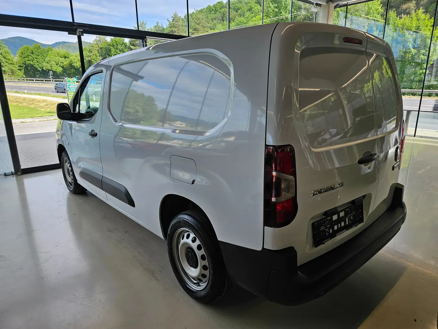 Fiat Doblo KW XL Blue HDI 130 AT Weiß - 2