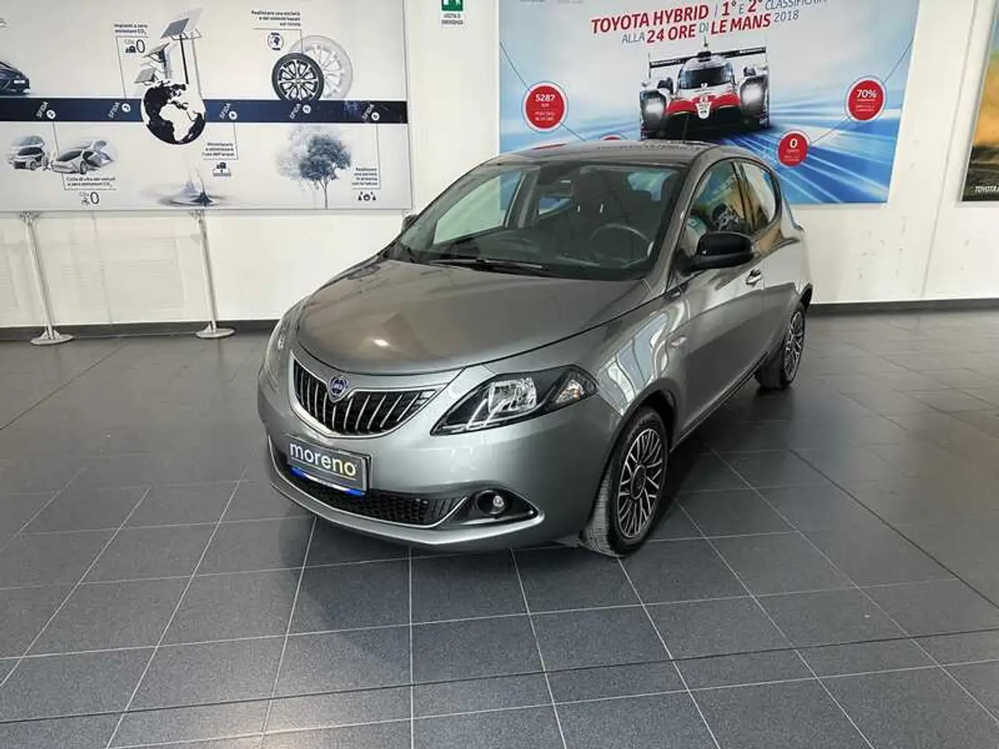 Lancia Ypsilon 1.0 firefly hybrid Platino s&s 70 CV Grigio - 1