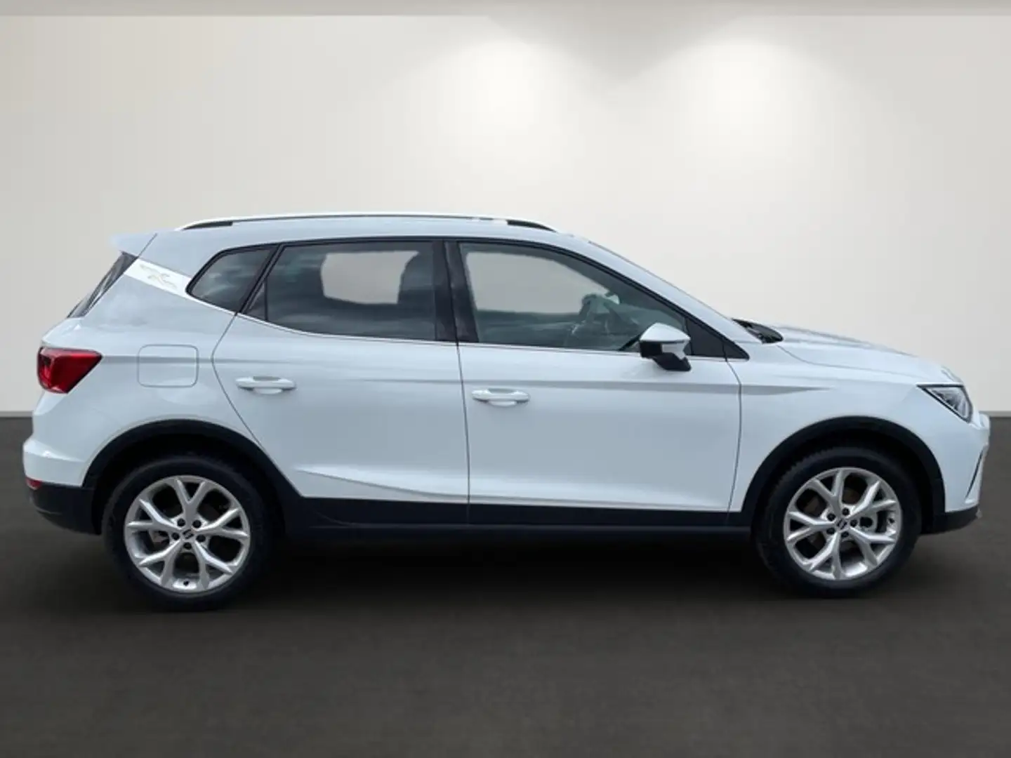 SEAT Arona 1.0 TSI DSG FR-Line Navi LED Kamera Tempomat Sitzh Weiß - 2