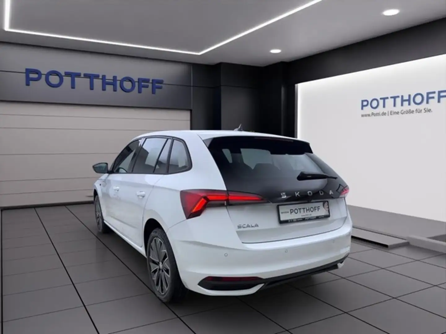 Skoda Scala 1.0 TSI DSG DRIVE AHK NAV KAM MATRIX ASSISTENZ+ Weiß - 2