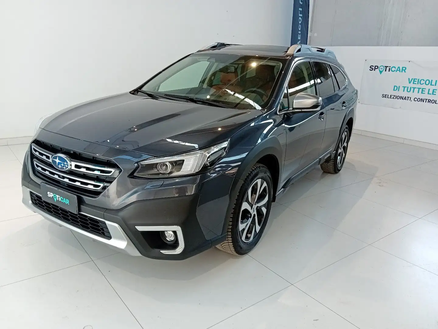 Subaru OUTBACK 2.5i Lineartronic Premium Grigio - 1