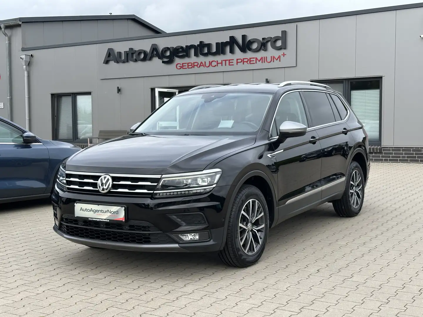 Volkswagen Tiguan Allspace Comf. HEADUP+360°+LEDHIGH+ASSIST Negro - 1