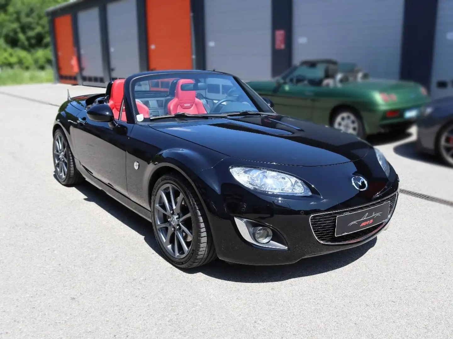 Mazda MX-5 MX-5 2,0i Roadster Coupe Revolution Revolution Schwarz - 2