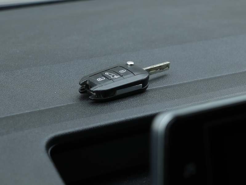 Peugeot Partner 1.6 BlueHDI Asphalt Long *Navigatie*Camera*Parkeer — photo 21
