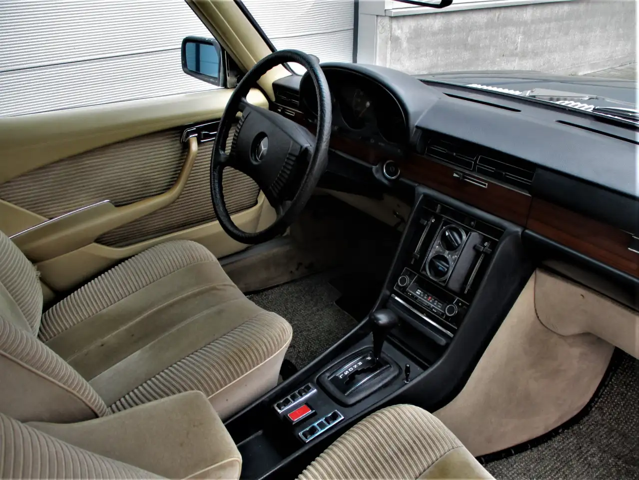 Mercedes-Benz 280 SE / Aut., foto 7