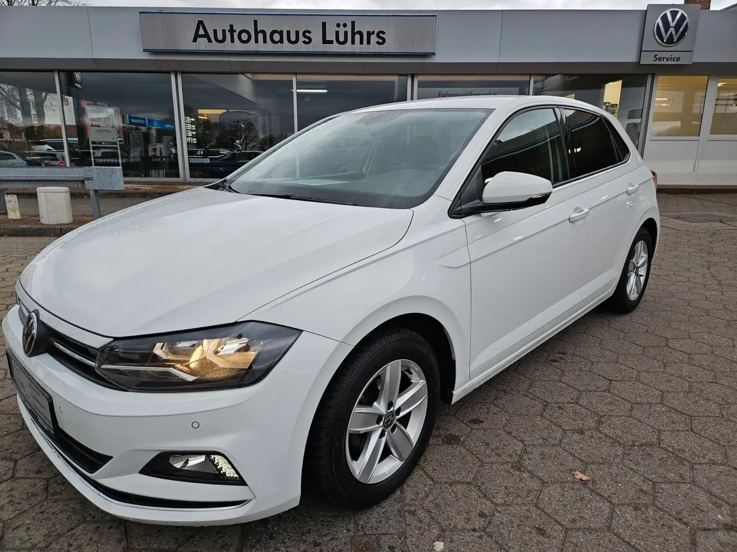 Volkswagen Polo Highline 1.0 TSI 70kW Kamera Navi SHZ PDC Weiß - 1