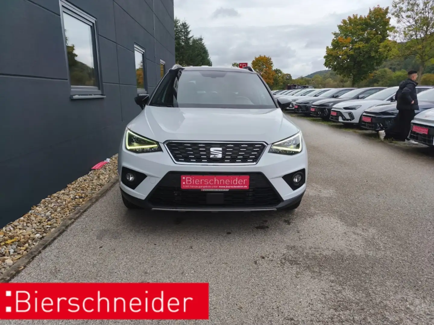 SEAT Arona 1.0 TSI Xcellence 18ZOLL LED KAMERA NAVI Weiß - 1