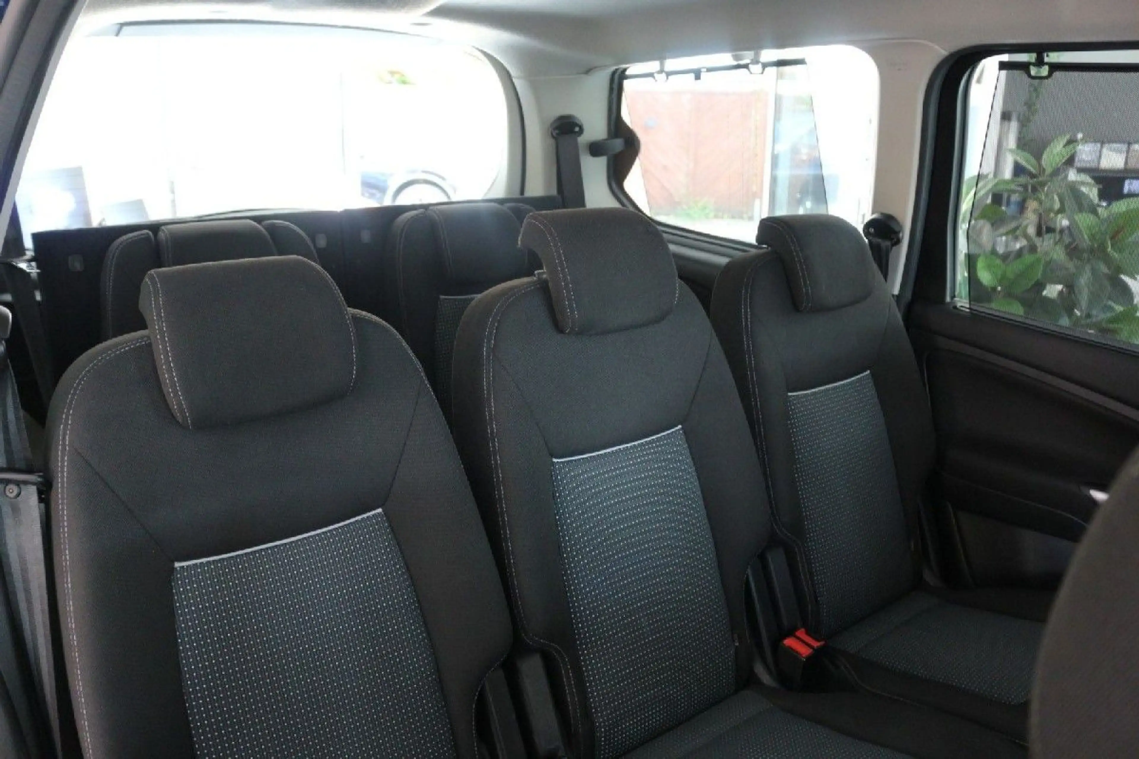Ford Galaxy 1.6 EcoBoost - Navi-Sitzheizung-Tempomat — photo 14