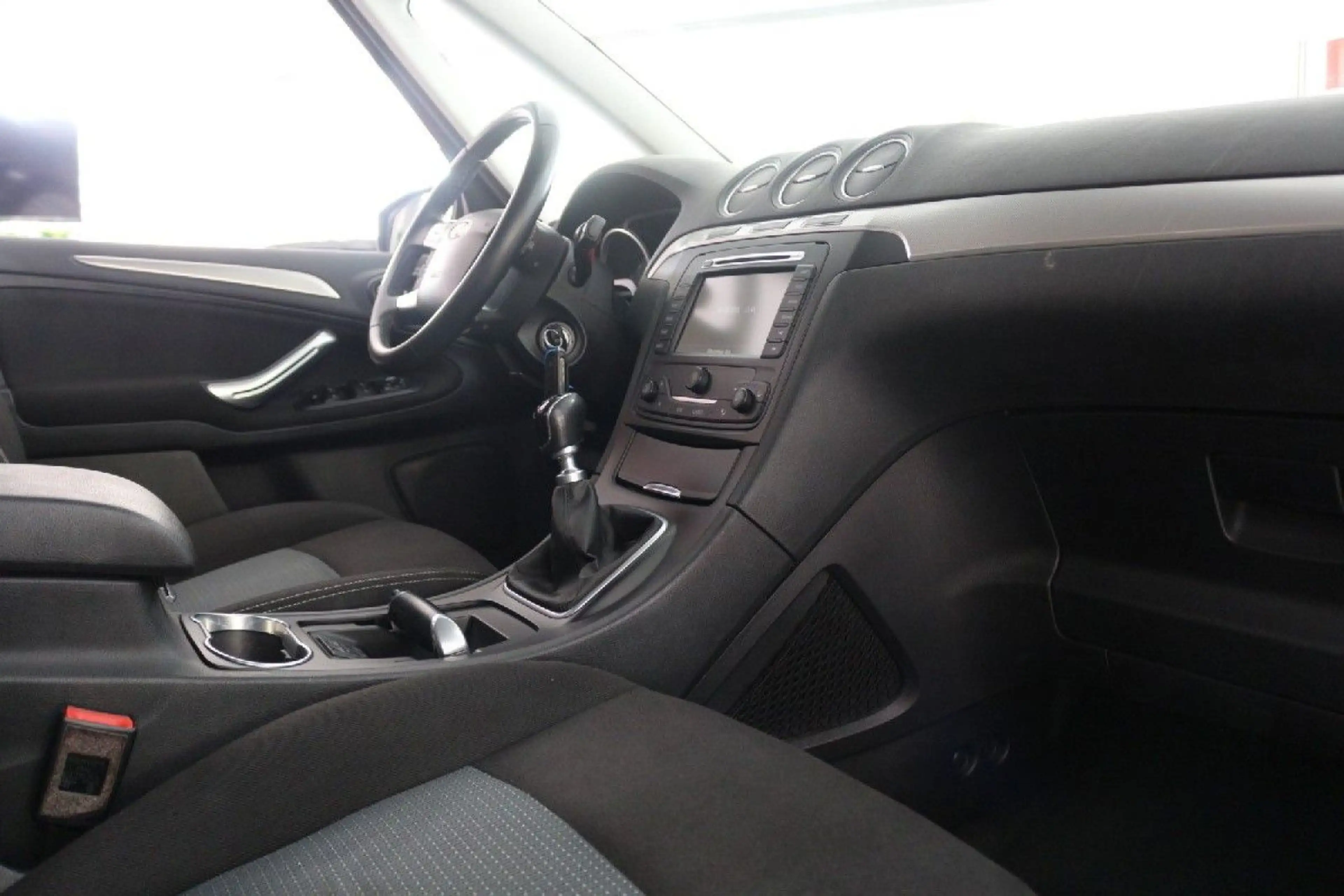 Ford Galaxy 1.6 EcoBoost - Navi-Sitzheizung-Tempomat — photo 10