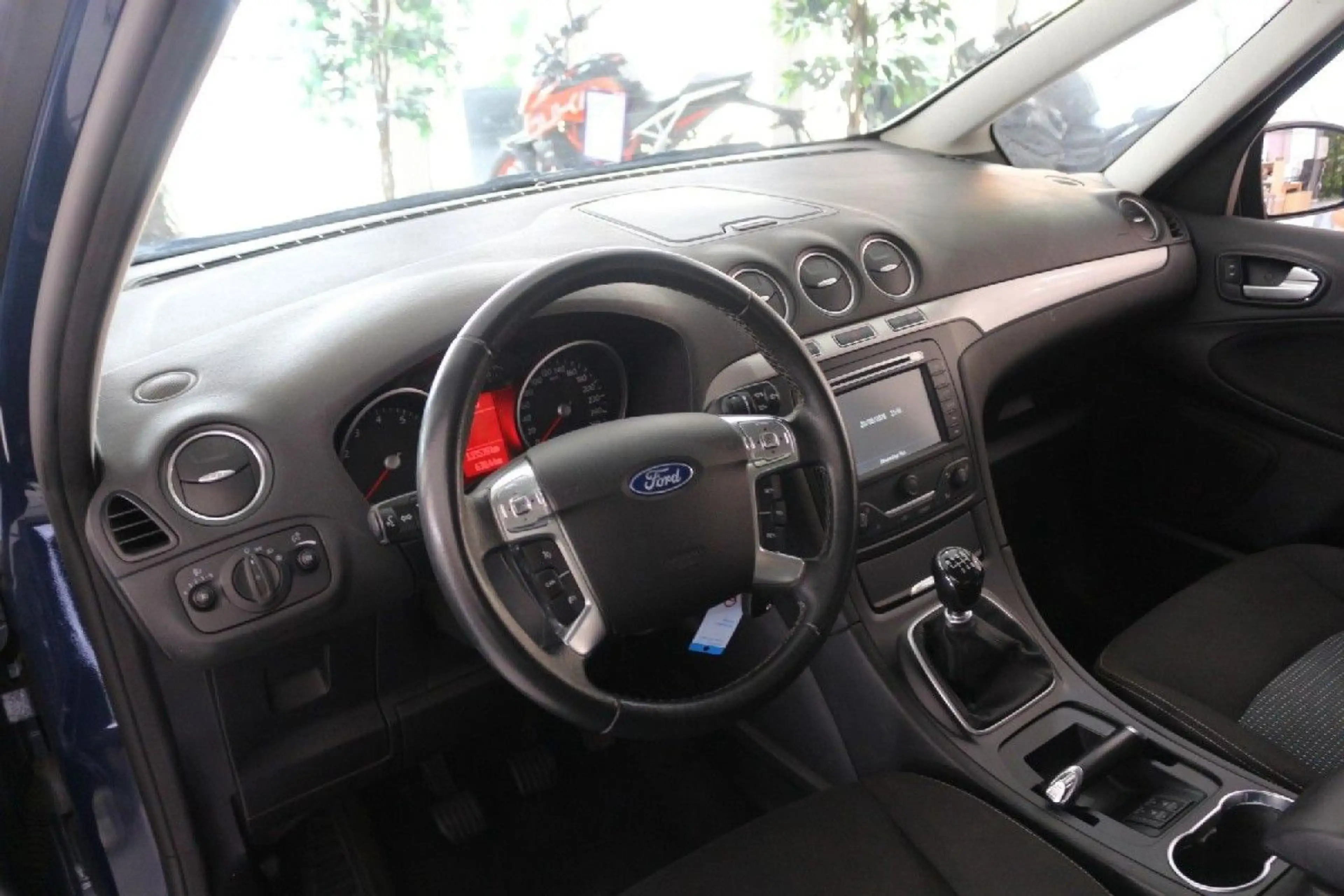Ford Galaxy 1.6 EcoBoost - Navi-Sitzheizung-Tempomat — photo 9