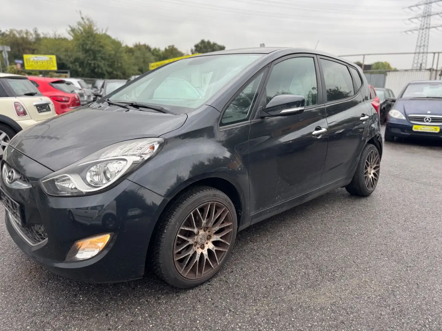 Hyundai iX20 Comfort*2HAND*KLIMA*SHZ*EURO5* Schwarz - 2
