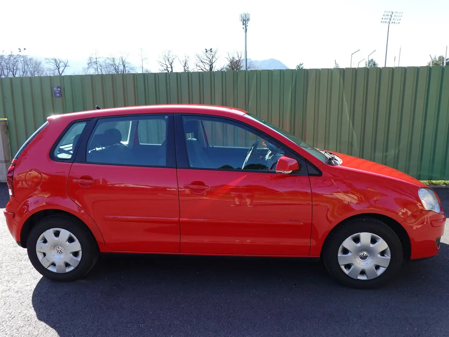 Volkswagen Polo Polo Cool Family in knallrot Rot - 1