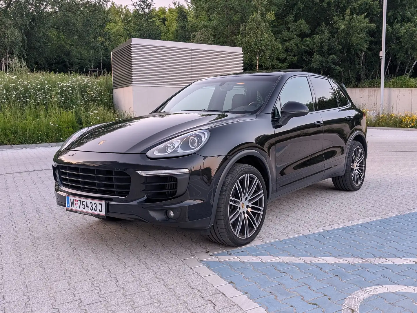 Porsche Cayenne Cayenne II 3,0 Aut. Schwarz - 1