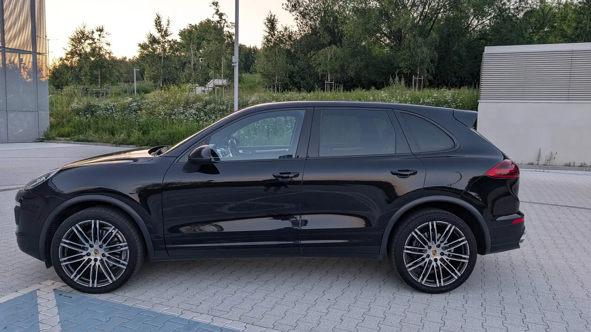 Porsche Cayenne Cayenne II 3,0 Aut. Schwarz - 2