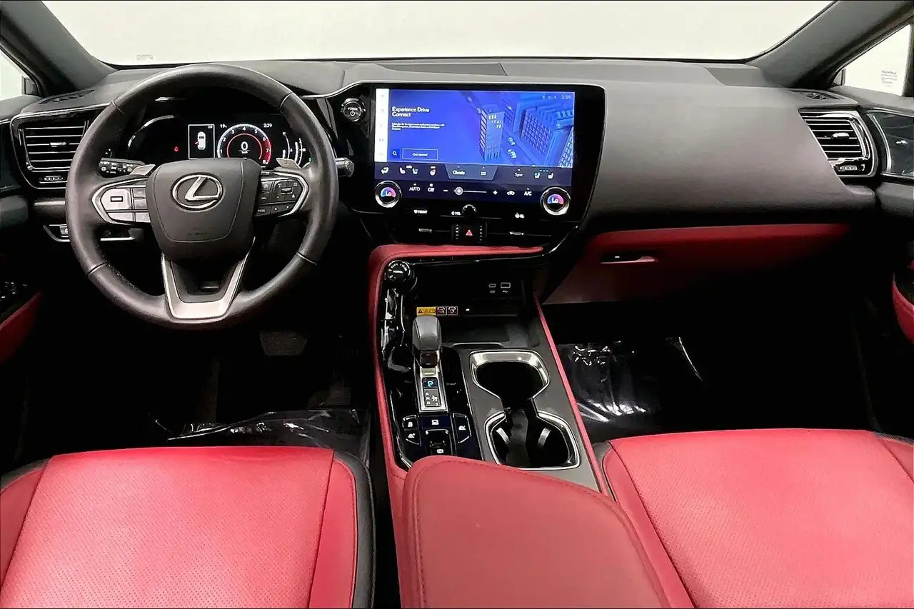 Lexus NX fotografie Lexus NX