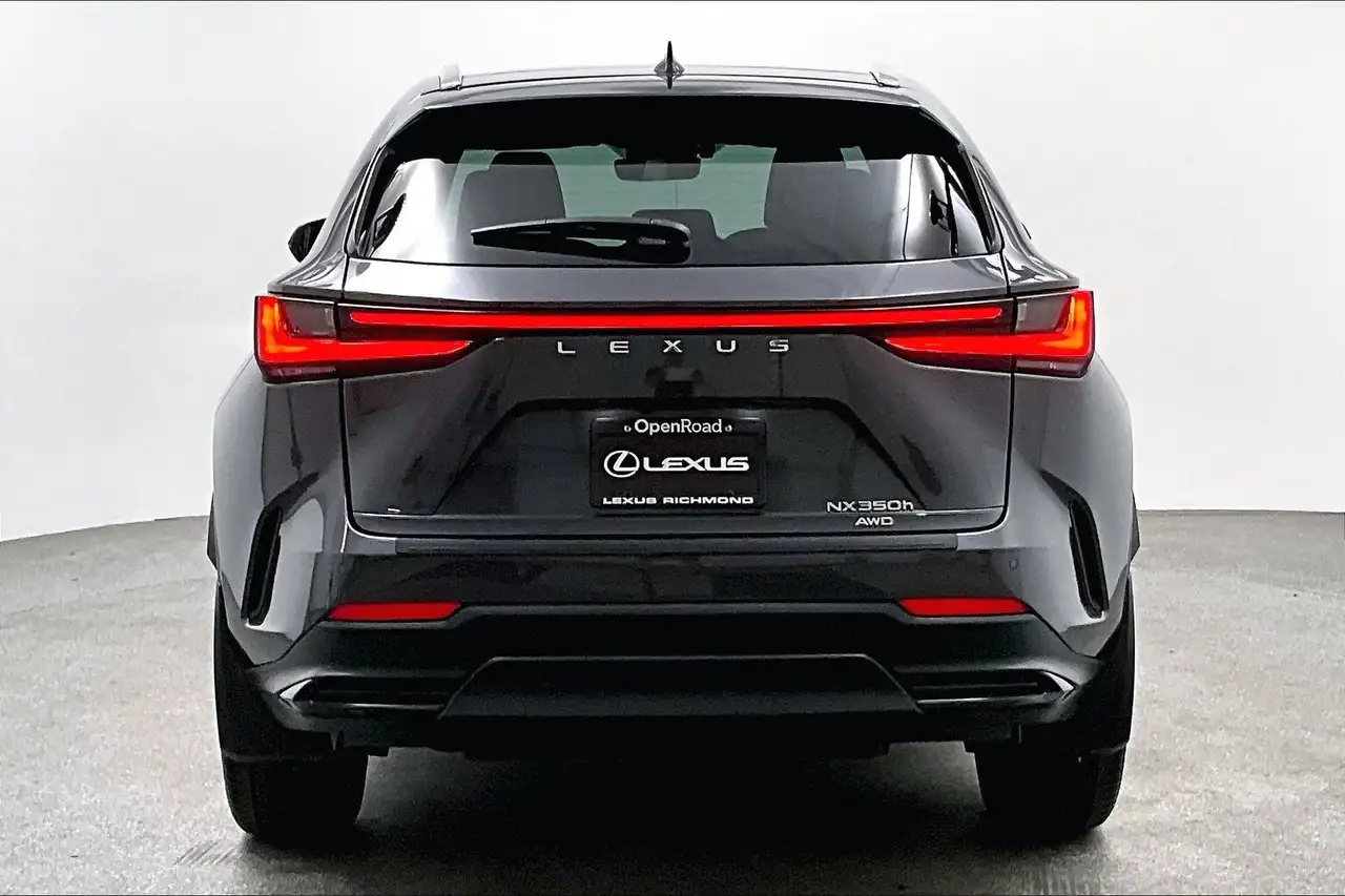 Lexus NX fotografie Lexus NX