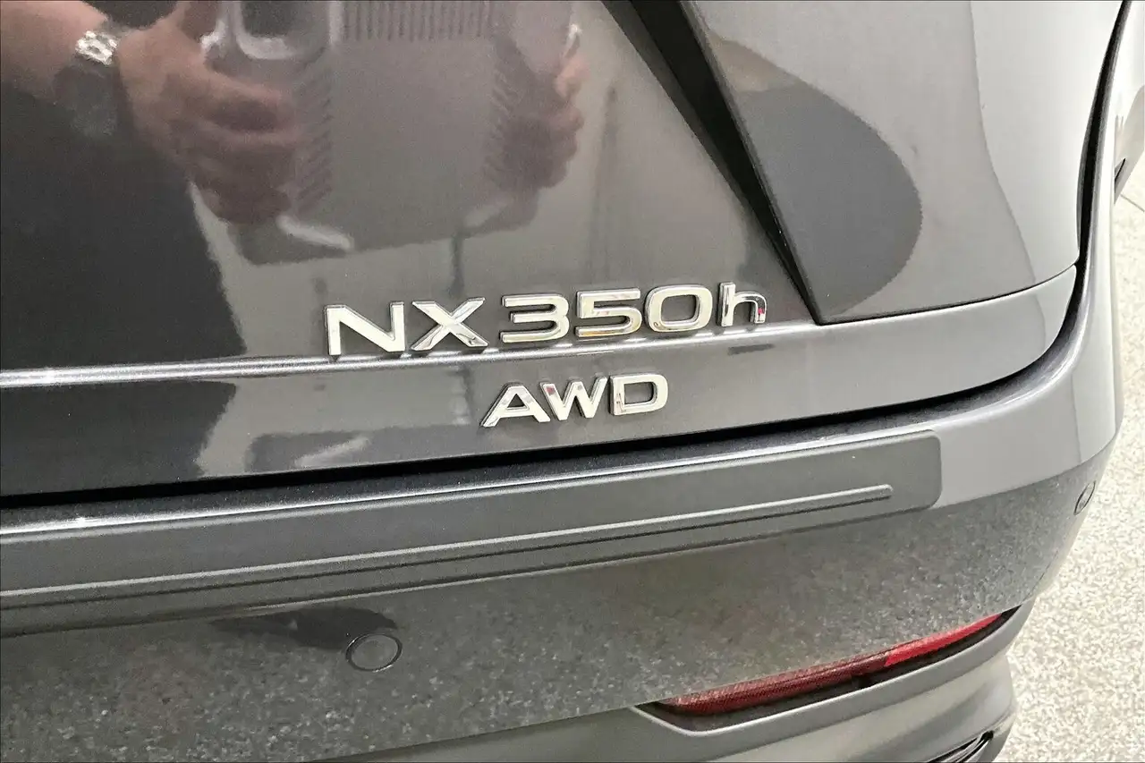 Lexus NX fotografie Lexus NX