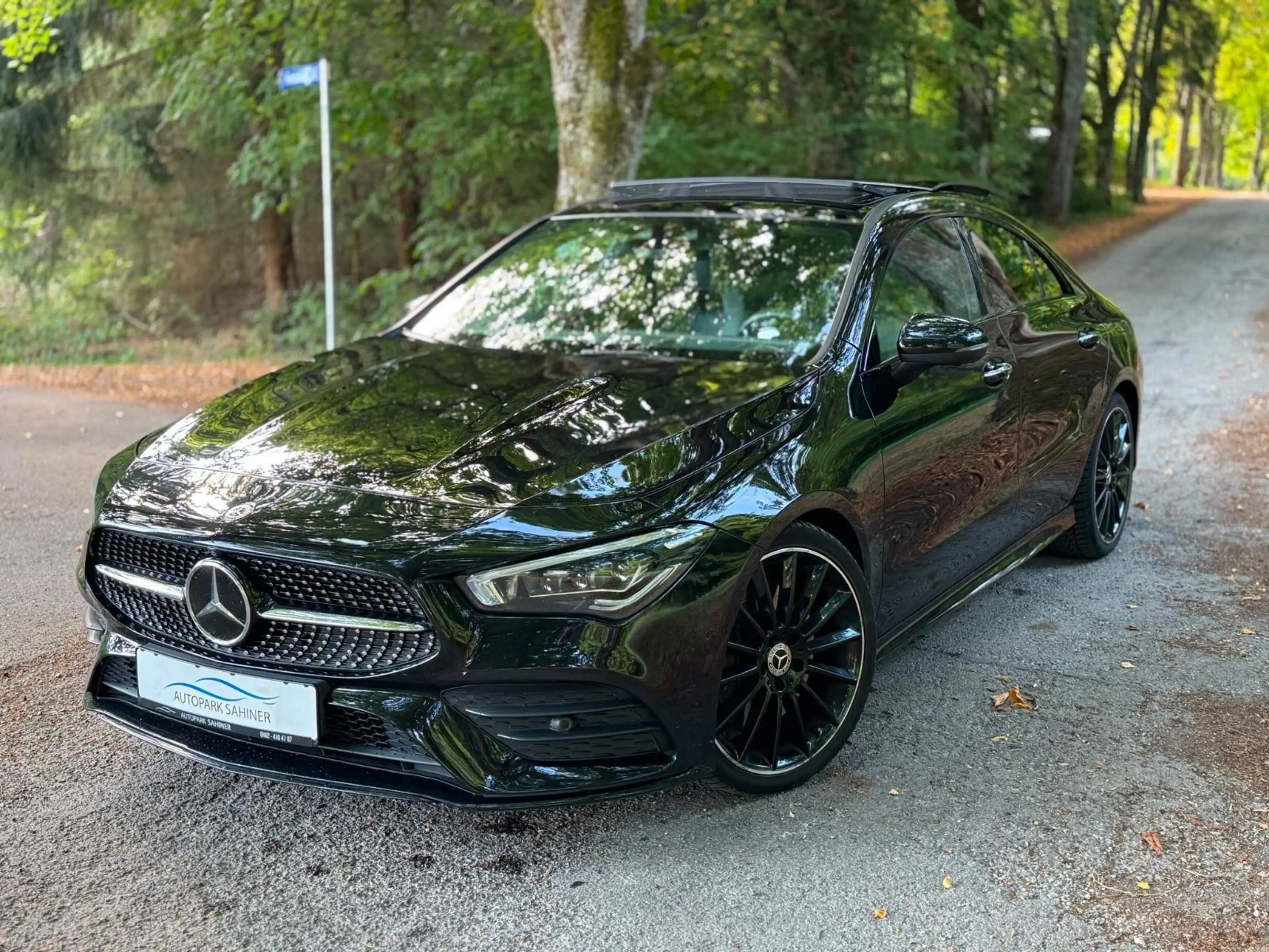 Mercedes-Benz CLA 220 AMG