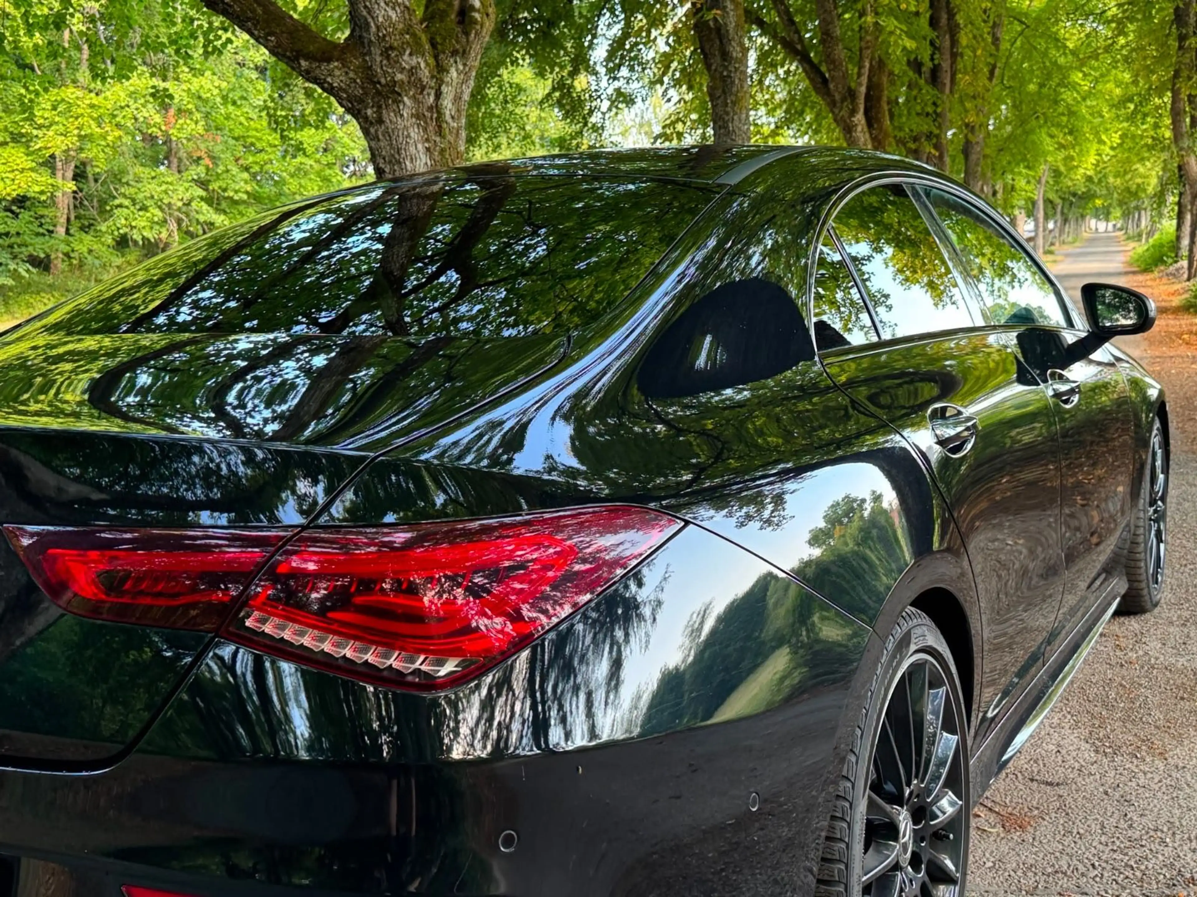 Mercedes-Benz CLA 220 AMG — photo 10