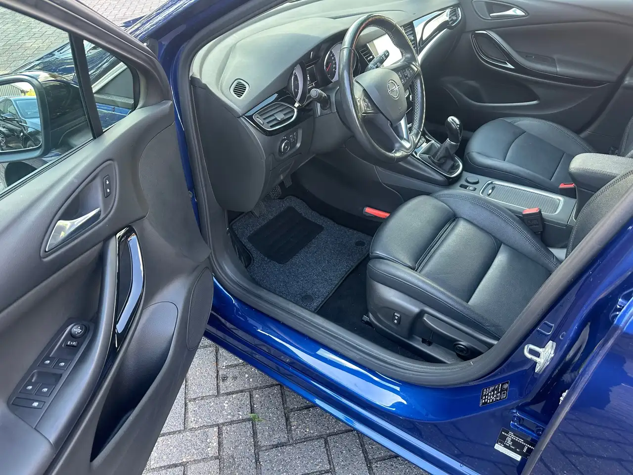 Opel Astra 1.2 Business Elegance,leer,navigatie ,pdc voor en, миниатюра 10