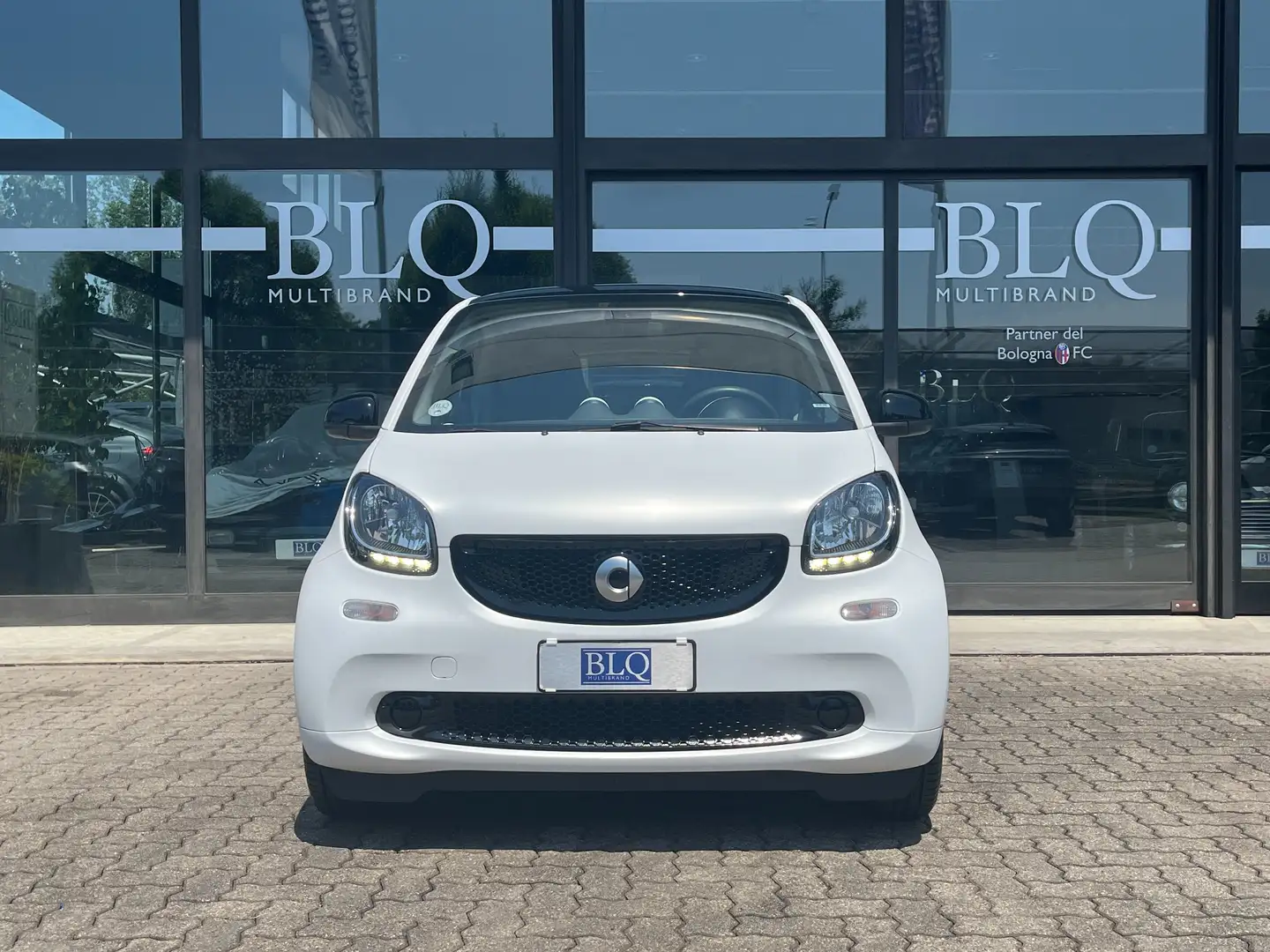 smart forTwo 1.0 71cv twinamic - PER NEOPATENTATI Bianco - 2