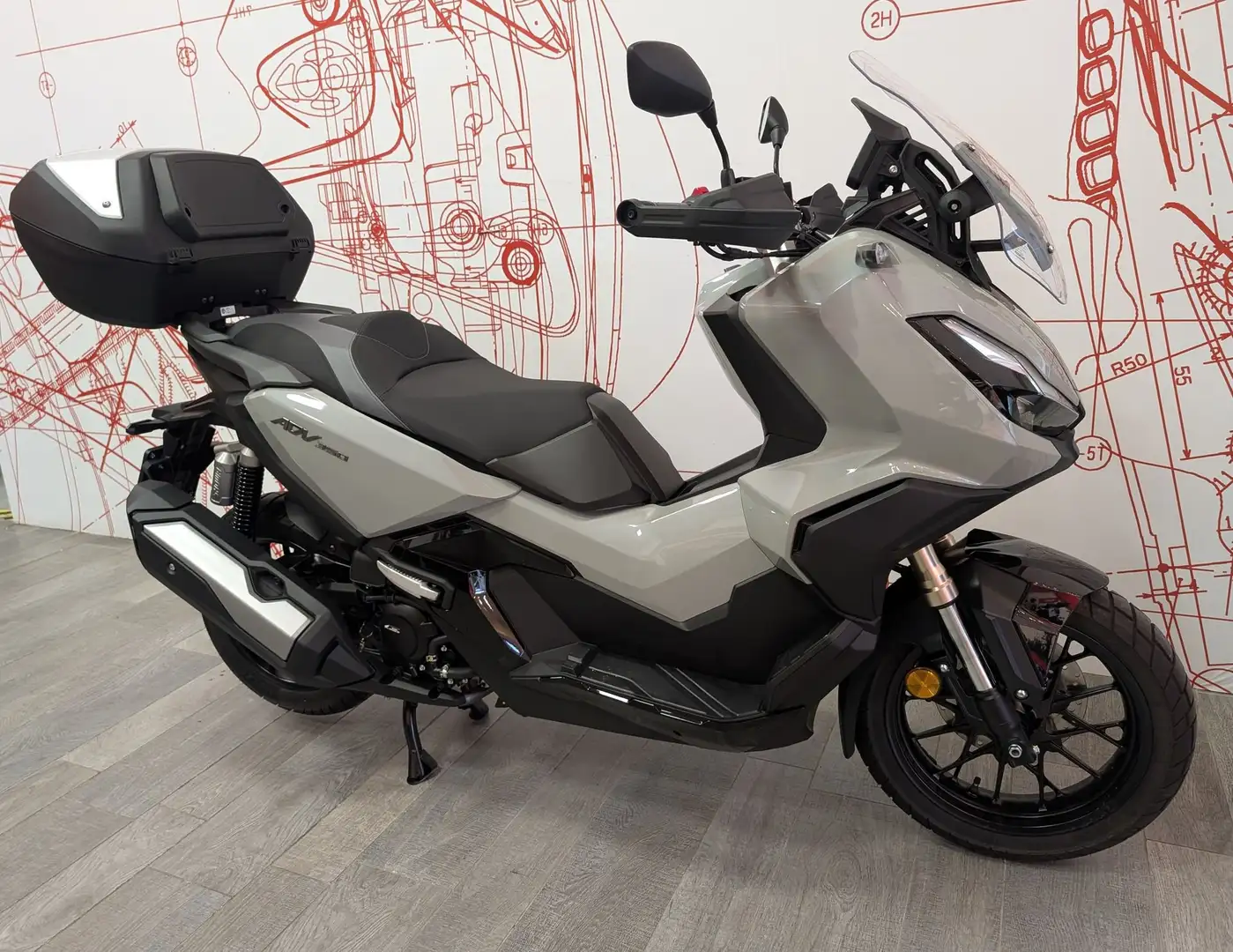 Honda ADV 350 - 2